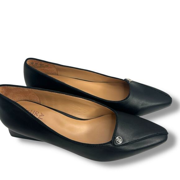 Naturalizer Black Low Heel Pumps Size 7 Chunky Kitten Heel Pointy Toe Heels - Picture 11 of 11